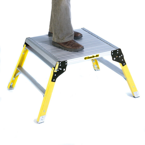 climb it aluminium platform with fibreglass legs